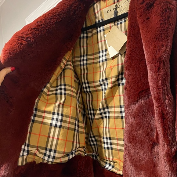 NEW BURBERRY Womens Maroon Alnswick Faux Fur Coat - Picture 5 of 7